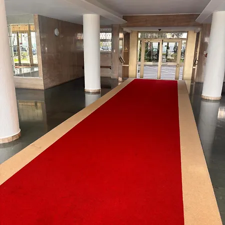 Vue Exceptionnelle Parking * 케인즈수르메르
