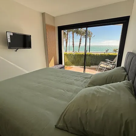 Apartment Le Luxe En Front De Mer Avec Vue Imprenable Sur La Mer Appartement Neuf Cagnes-sur-Mer
